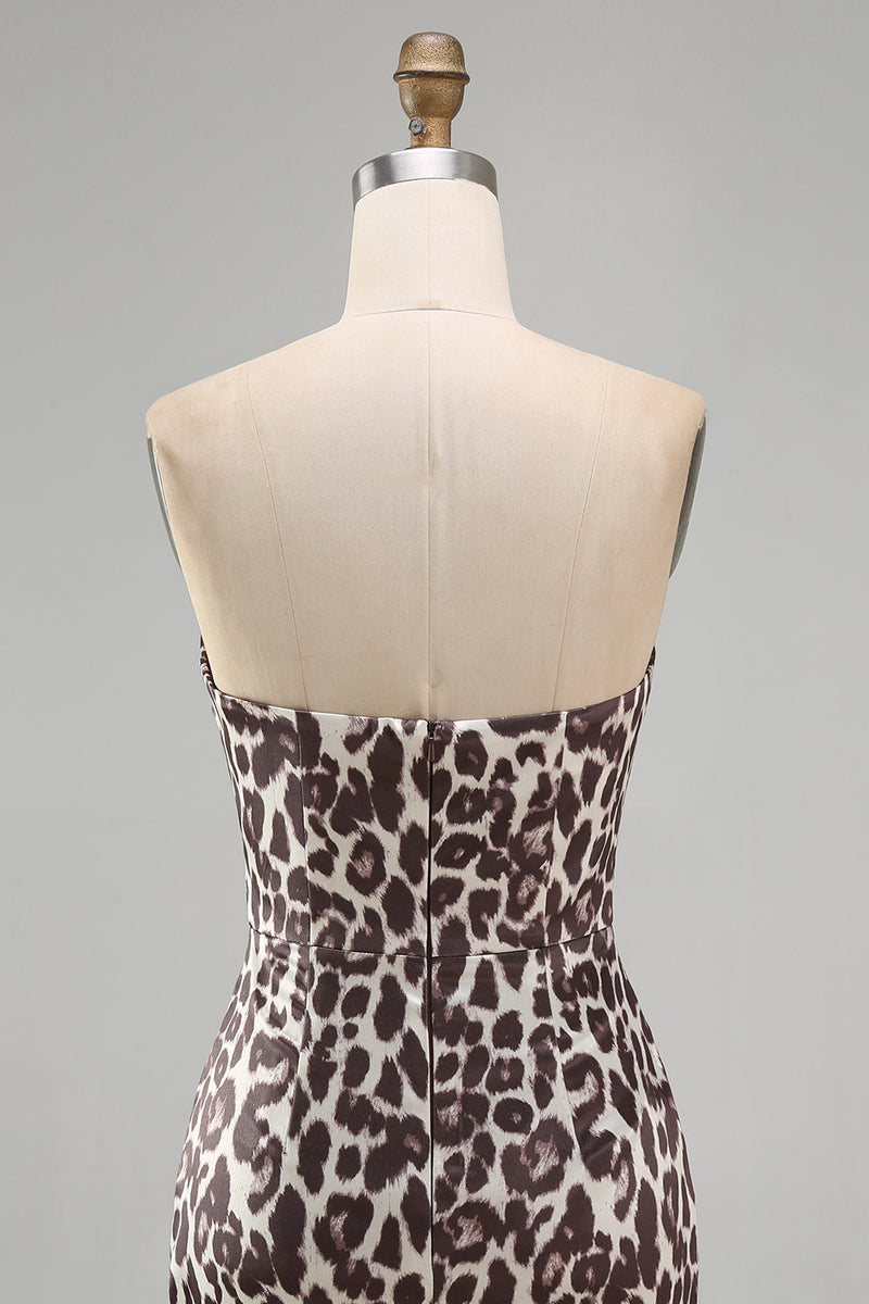 Load image into Gallery viewer, Strapless Coffee Leopard Print Ruched Tight Short Prom Dress