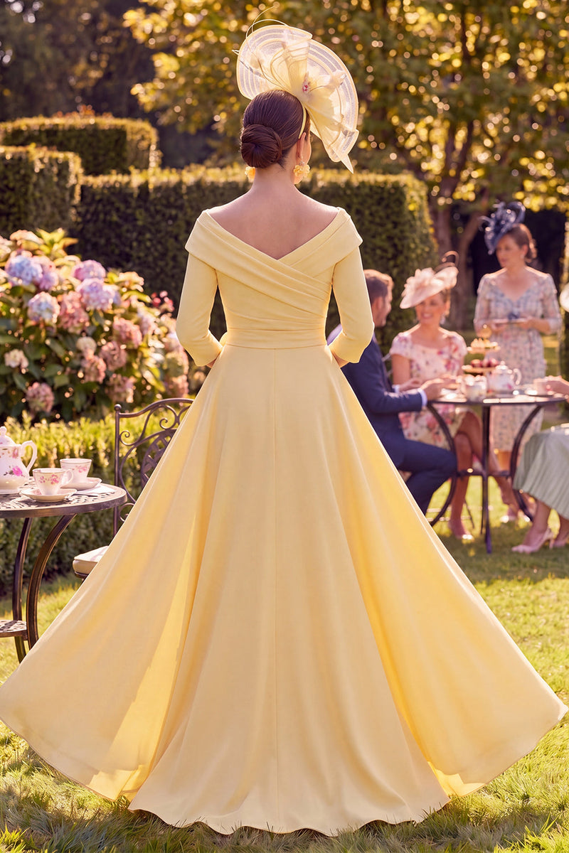 Load image into Gallery viewer, Sheath Floral Long Butter Yellow Ruched Mother of the Bride Dress with Cape