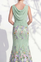 Load image into Gallery viewer, Green Long Floral Ruched Boat Neck Mermaid Mother of the Bride Dress
