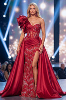 Load image into Gallery viewer, Corset Sparkly Burgundy Ruffled Mermaid Long Beaded Evening Dress with Cape