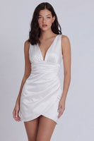 Load image into Gallery viewer, V-Neck Tight Ruched Short Ivory Graduation Dress