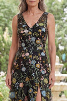 Load image into Gallery viewer, Floral Black V-Neck A Line Long Mother of the Bride Dress with Slit