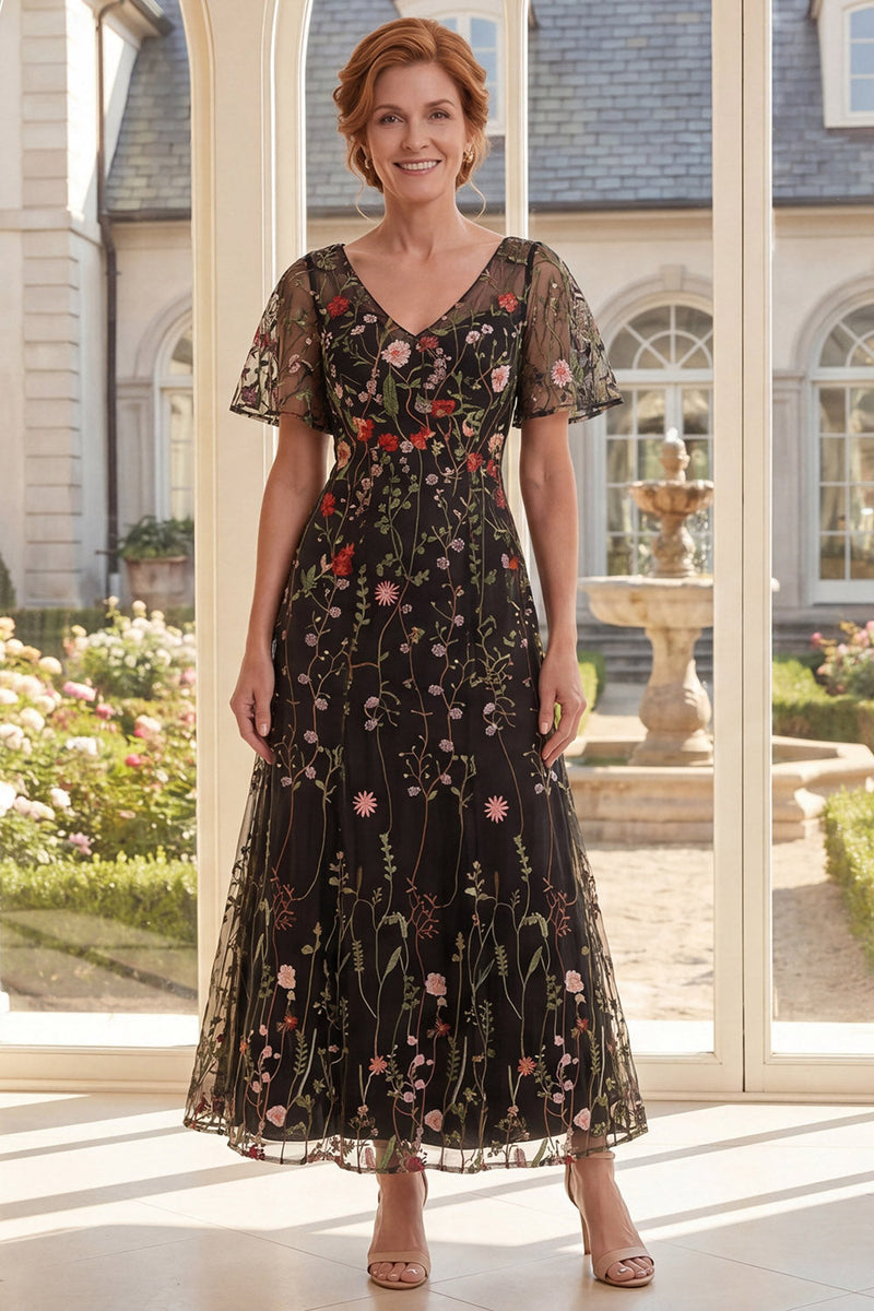 Load image into Gallery viewer, Black Floral Short Sleeves A Line Long Mother of the Bride Dress