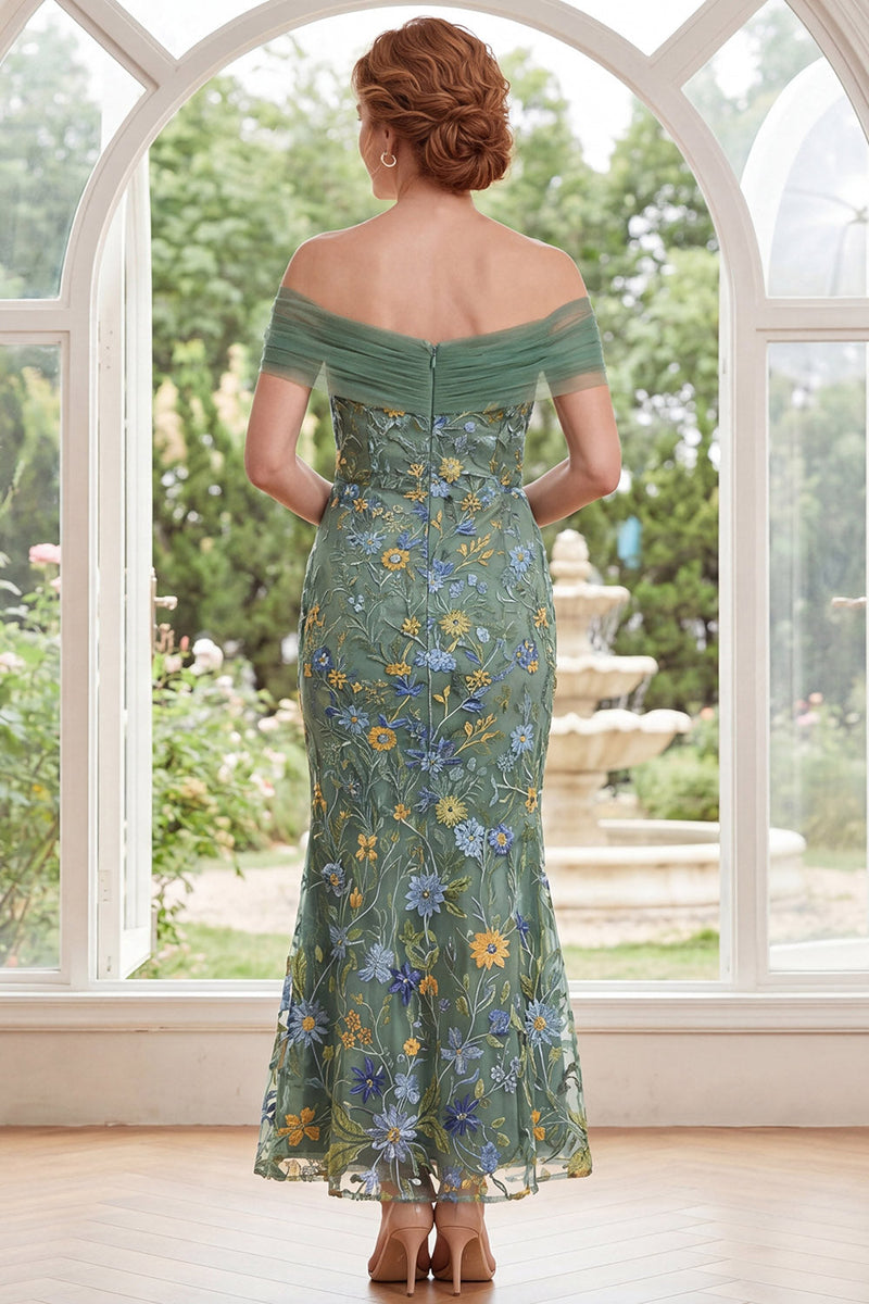 Load image into Gallery viewer, Green Off the Shoulder Floral Ruched Mermaid Long Mother of the Bride Dress