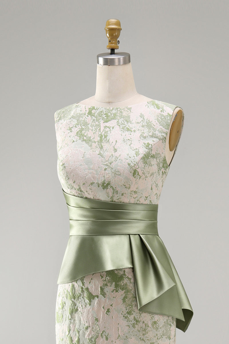 Load image into Gallery viewer, Mermaid Light Green Floral Long Ruched Mother of the Bride Dress with Sash