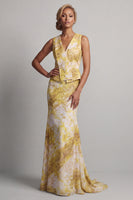 Load image into Gallery viewer, Floral Mermaid Long Butter Yellow Printed Mother of the Bride Dress with Sash