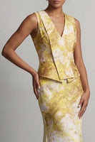 Load image into Gallery viewer, Floral Mermaid Long Butter Yellow Printed Mother of the Bride Dress with Sash