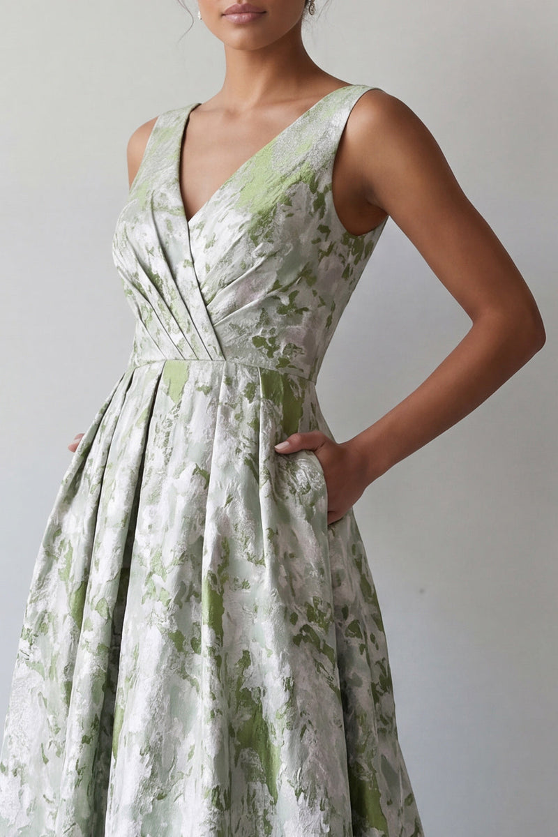 Load image into Gallery viewer, A Line Light Green Floral Ruched Long Mother of the Bride Dress with Pockets