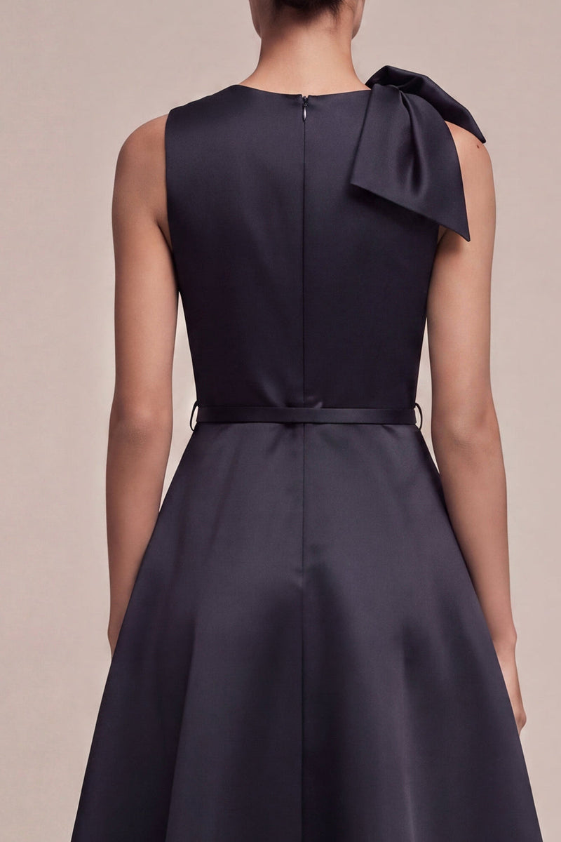 Load image into Gallery viewer, Round Neck A Line Black Midi Cocktail Dress with Bow