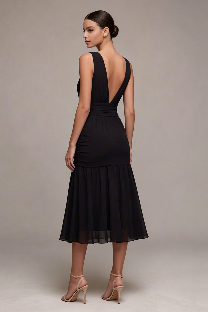 Load image into Gallery viewer, V-Neck A Line Ruched Backless Long Black Tie Dress