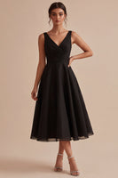 Load image into Gallery viewer, Black V-Neck Ruched A Line Maxi Formal Dress