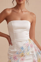Load image into Gallery viewer, White Strapless Floral Tight Short Beaded Graduation Dress with Sash