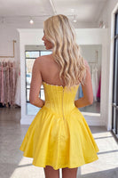 Load image into Gallery viewer, Butter Yellow Strapless Corset A Line Short Cocktail Dress with Pearls