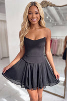 Load image into Gallery viewer, Black Strapless A Line Short Cocktail Dress