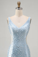Load image into Gallery viewer, Sparkly Blue Tight Short V-Neck Cocktail Dress with Pearls