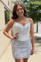 Load image into Gallery viewer, Sparkly White Corset Strapless Tight Short Cocktail Dress with Pearls