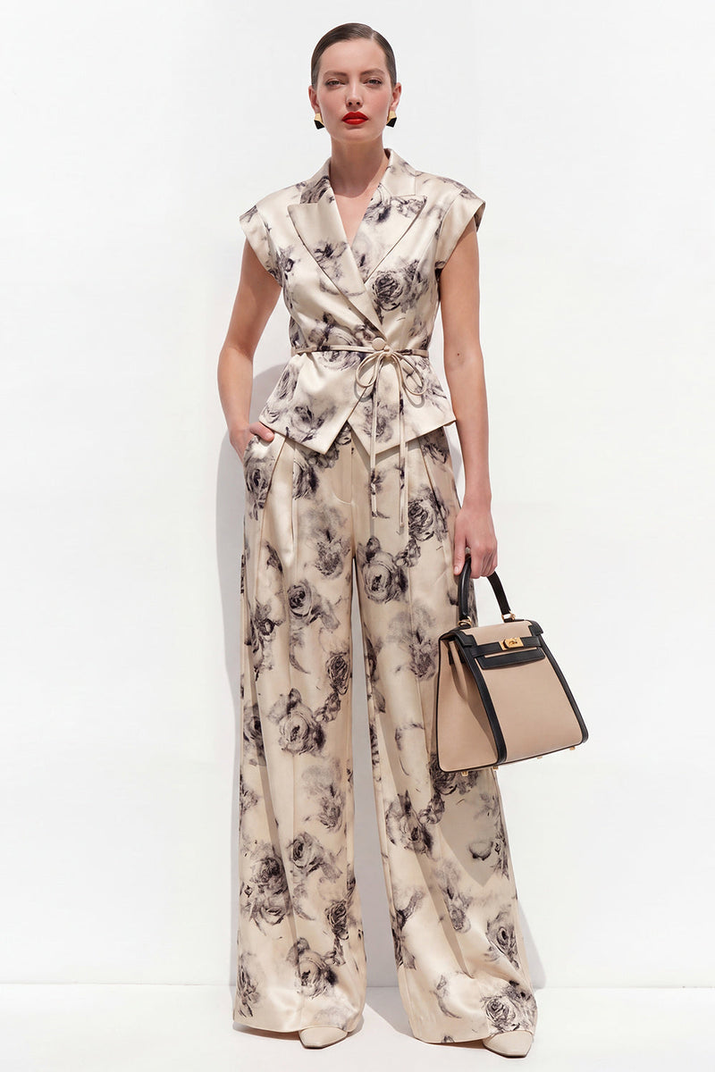 Load image into Gallery viewer, Champagne Black Flower Peak Lapel 2 Piece Business Suits with Pockets
