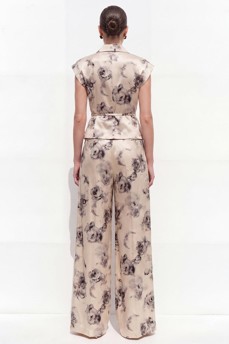 Load image into Gallery viewer, Champagne Black Flower Peak Lapel 2 Piece Business Suits with Pockets
