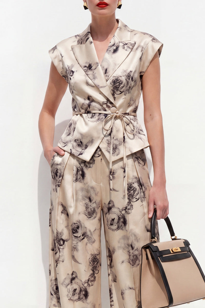 Load image into Gallery viewer, Champagne Black Flower Peak Lapel 2 Piece Business Suits with Pockets