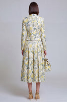 Load image into Gallery viewer, Ivory Yellow Flower Single Breasted Peak Lapel Prom Suits with Pockets