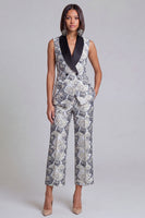 Load image into Gallery viewer, Floral 2 Piece Pink Shawl Lapel Double Breasted Prom Suits with Pockets