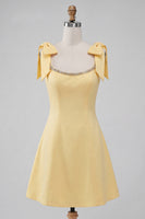 Load image into Gallery viewer, Red Scoop Neck A-Line Short Cocktail Dress with Bows