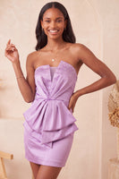 Load image into Gallery viewer, Dark Green Ruched Tight Strapless Short Cocktail Dress with Beading