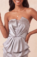 Load image into Gallery viewer, Dark Green Ruched Tight Strapless Short Cocktail Dress with Beading