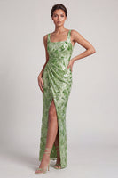 Load image into Gallery viewer, Floral Mermaid Yellow Sparkly Ruched Long Mother of the Bride Dress with Slit