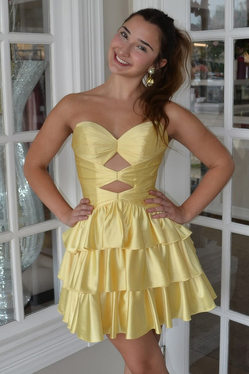 Load image into Gallery viewer, Dark Red Strapless Cut Out Ruffled Short Cocktail Dress