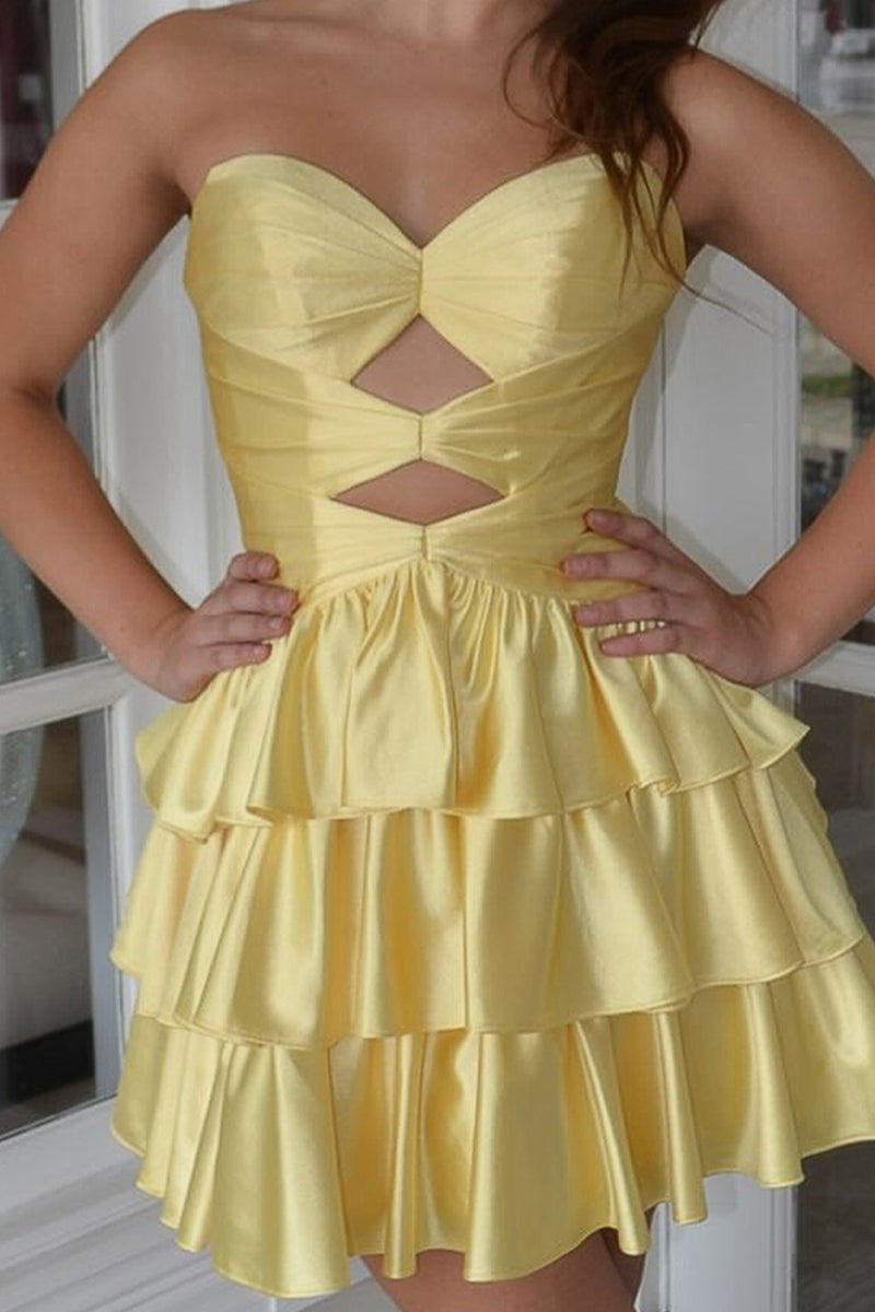Load image into Gallery viewer, Dark Red Strapless Cut Out Ruffled Short Cocktail Dress