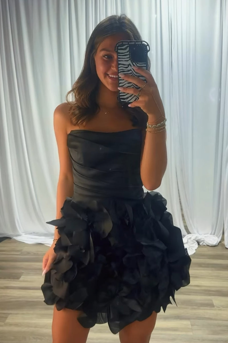 Load image into Gallery viewer, Black Ruched A Line Strapless Mini Cocktail Dress with 3D Flowers