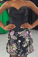 Load image into Gallery viewer, Sparkly Black Corset TIght Sweetheart Short Cocktail Dress