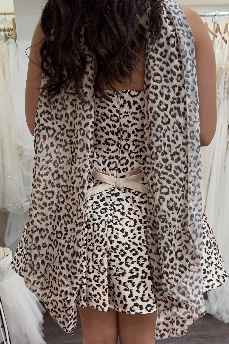 Load image into Gallery viewer, Champagne Leopard Strapless Printed Neck Scarf Short Cocktail Dress