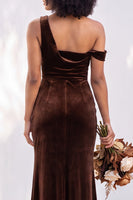 Load image into Gallery viewer, Coffee Mermaid Velvet Ruched One Shoulder Long Wedding Guest Dress