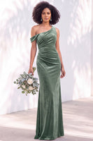 Load image into Gallery viewer, Coffee Mermaid Velvet Ruched One Shoulder Long Wedding Guest Dress