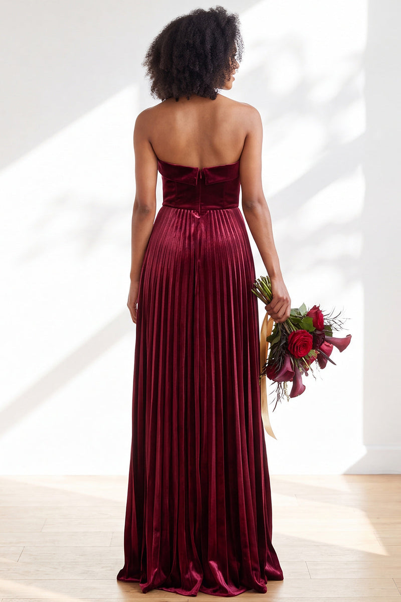 Load image into Gallery viewer, Dark Purple Strapless Pleated A Line Velvet Long Wedding Guest Dress