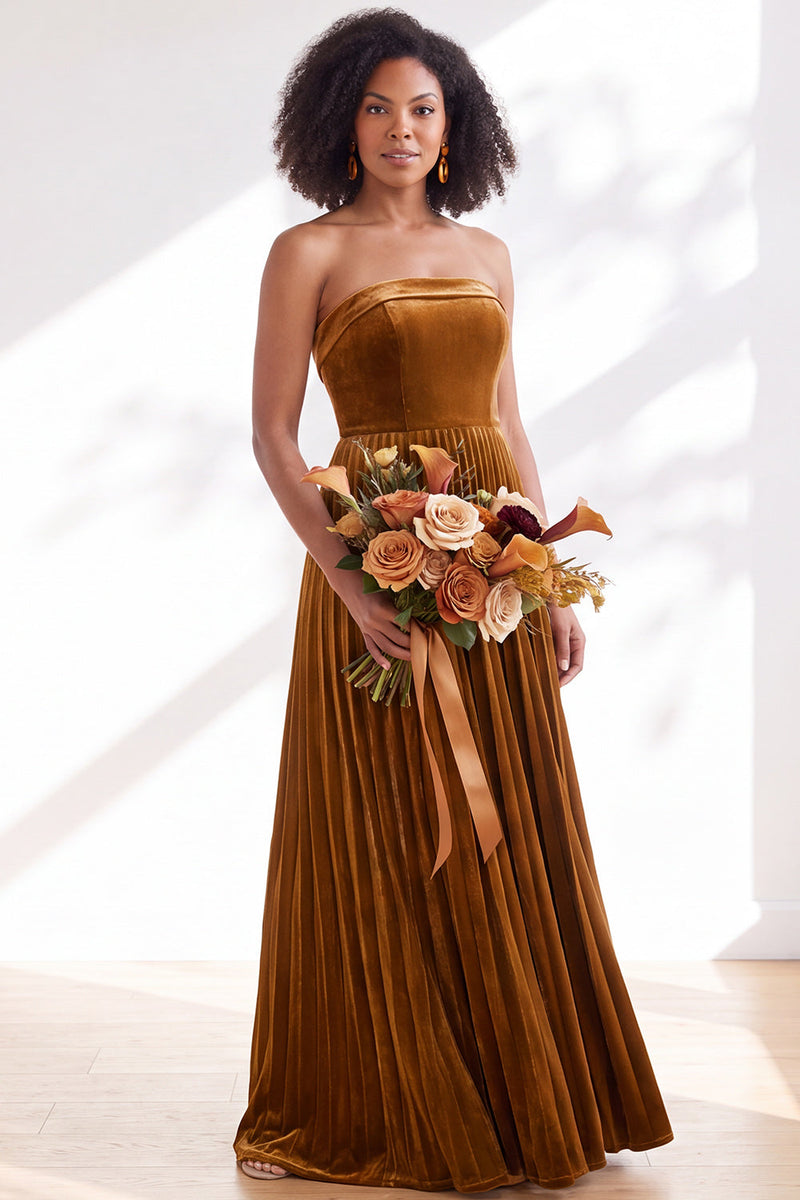 Load image into Gallery viewer, Dark Purple Strapless Pleated A Line Velvet Long Wedding Guest Dress