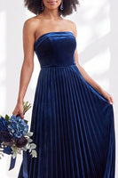 Load image into Gallery viewer, Dark Purple Strapless Pleated A Line Velvet Long Wedding Guest Dress