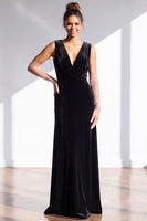 Load image into Gallery viewer, Dark Green Sheath Velvet V-Neck Ruched Long Wedding Guest Dress