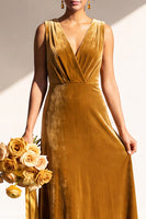 Load image into Gallery viewer, Dark Green Sheath Velvet V-Neck Ruched Long Wedding Guest Dress