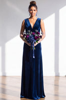 Load image into Gallery viewer, Dark Green Sheath Velvet V-Neck Ruched Long Wedding Guest Dress