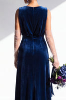 Load image into Gallery viewer, Dark Green Sheath Velvet V-Neck Ruched Long Wedding Guest Dress