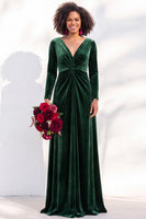 Load image into Gallery viewer, Dark Purple Velvet Ruched Sheath Long Wedding Guest Dress with Sleeves