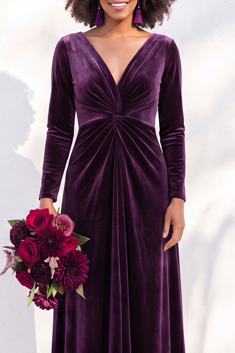 Load image into Gallery viewer, Dark Purple Velvet Ruched Sheath Long Wedding Guest Dress with Sleeves