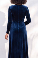 Load image into Gallery viewer, Dark Purple Velvet Ruched Sheath Long Wedding Guest Dress with Sleeves