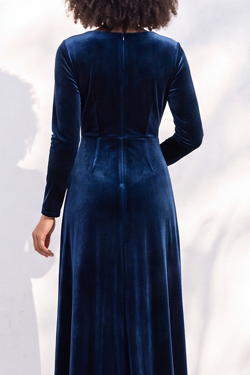 Load image into Gallery viewer, Dark Purple Velvet Ruched Sheath Long Wedding Guest Dress with Sleeves