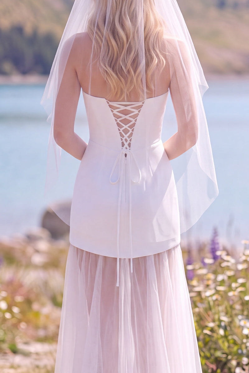 Load image into Gallery viewer, White Tulle A Line Strapless Sweep Train Wedding Dress