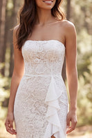 Load image into Gallery viewer, Ivory Mermaid Ruffled Lace Sweep Train Boho Wedding Dress