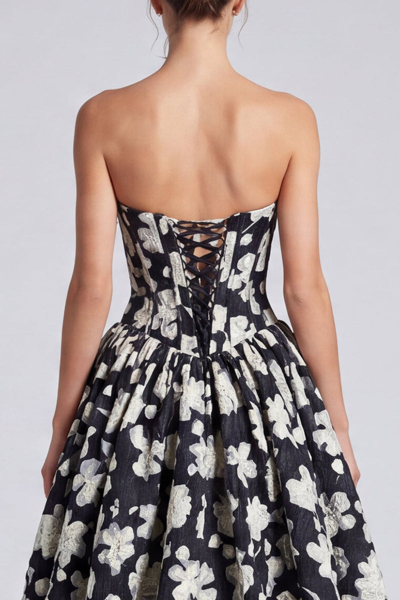 Load image into Gallery viewer, Black White Flower Corset Strapless A Line Long Formal Dress